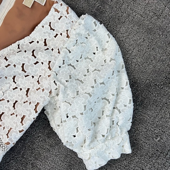 Michael Kors White Lace Floral Hemp Romper - Picture 4 of 7